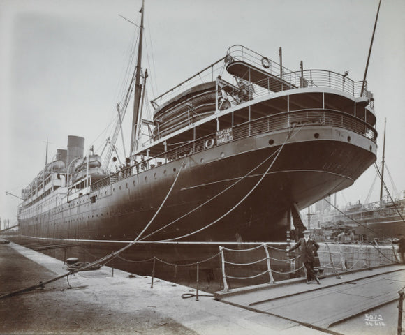 Cunard's SS Alaunia, Royal Albert Dock: 20th century