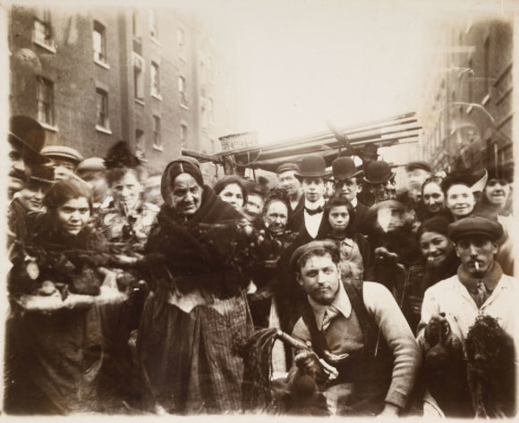 Market traders and locals in Middlesex Street: 1899